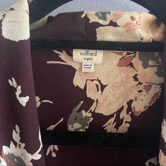 Wilfred dark floral wrap dress - Picture 3 of 3